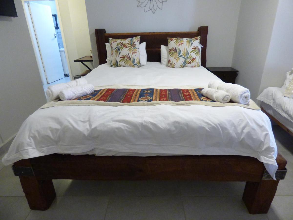 Tsumeb Backpackers & Safari Hostel Ngoại thất bức ảnh