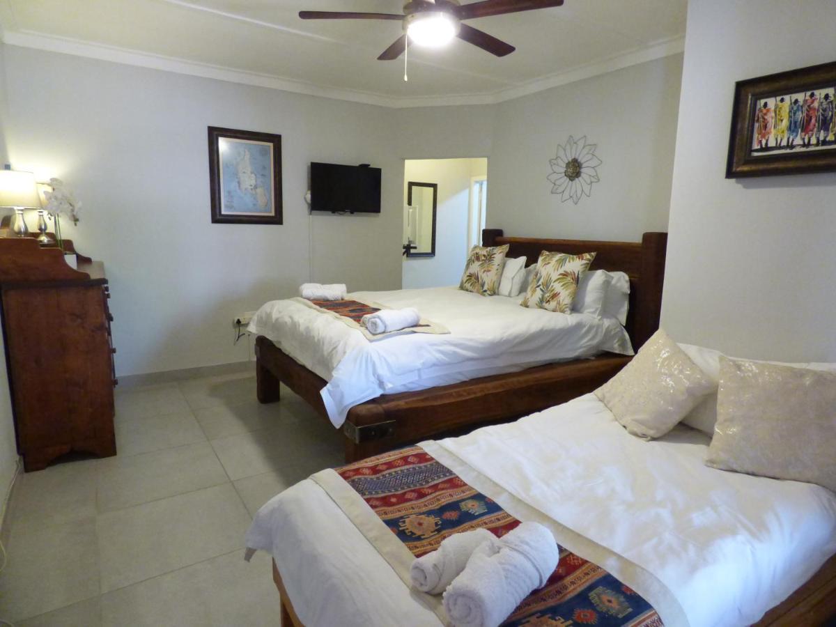 Tsumeb Backpackers & Safari Hostel Ngoại thất bức ảnh