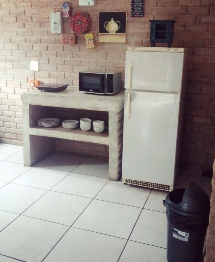 Tsumeb Backpackers & Safari Hostel Ngoại thất bức ảnh